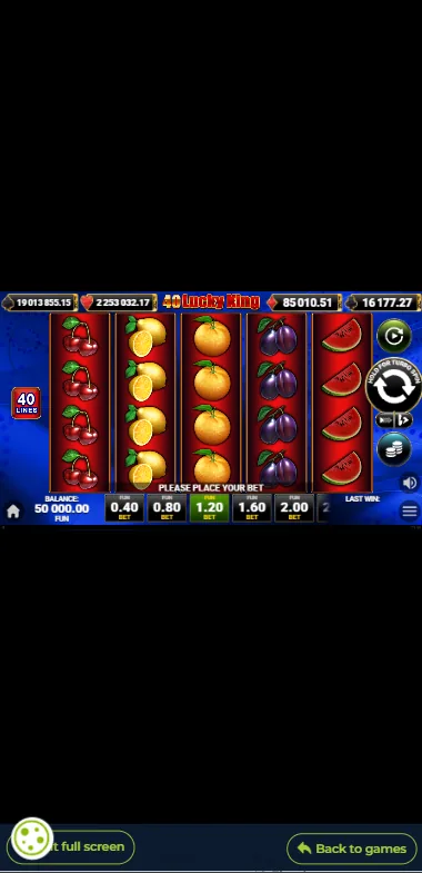 40 Lucky King ტელეფონზე ვერტიკალურ რეჟიმში სრული ბადით, ფსონის ღილაკებით და ჯეკპოტის მრიცხველებით